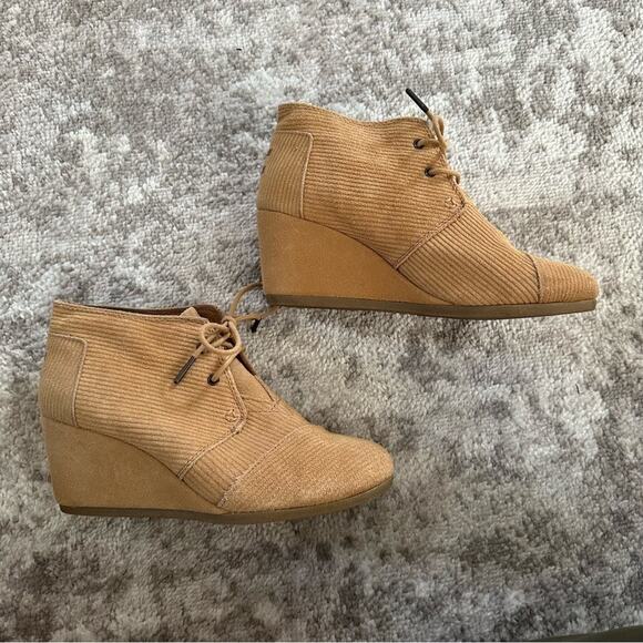Toms Corduroy Brown Wedge Booties - Picture 2 of 9